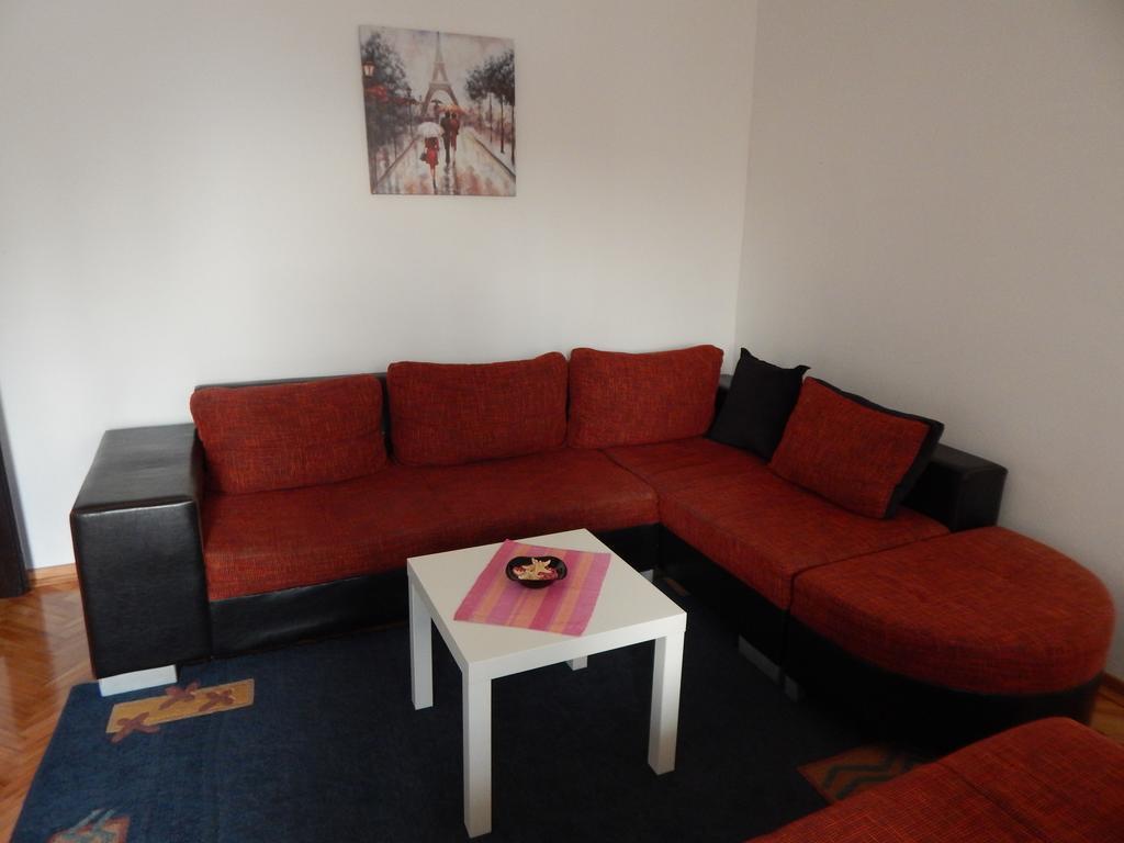 Apartment Knez Kotorska 蒂瓦特 外观 照片