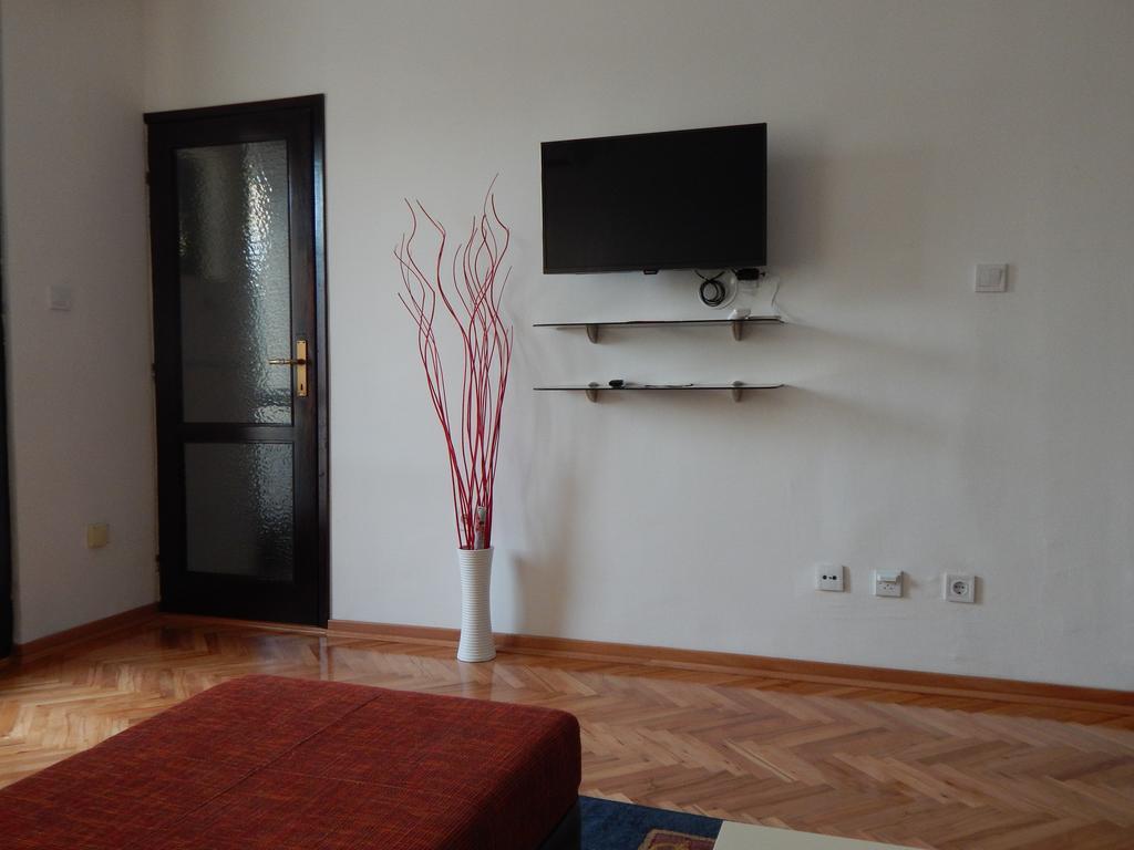 Apartment Knez Kotorska 蒂瓦特 外观 照片